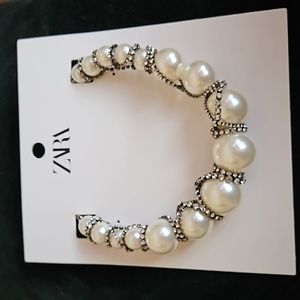 Zara Pearl Necklace with Silver Crystal Accents